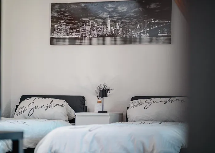 Lägenhet Moderner Altbau Fuer 3